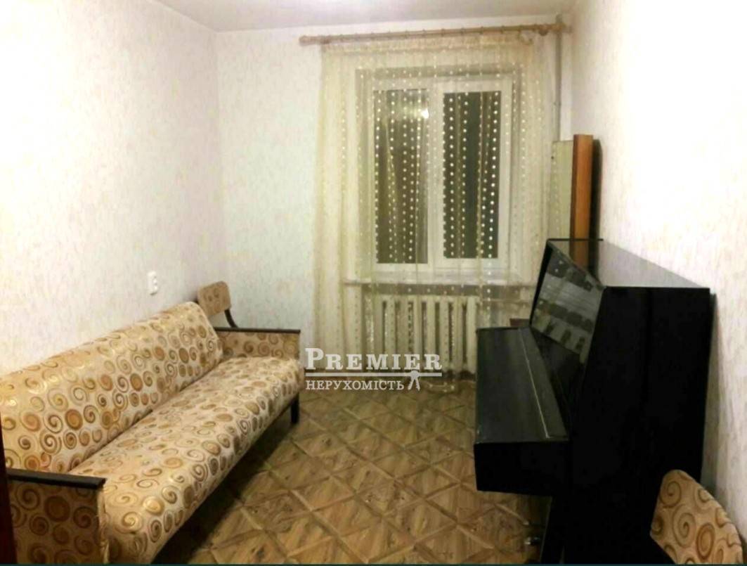 Продаж 3-кімнатної квартири 60 м², Генерала Бочарова вул.