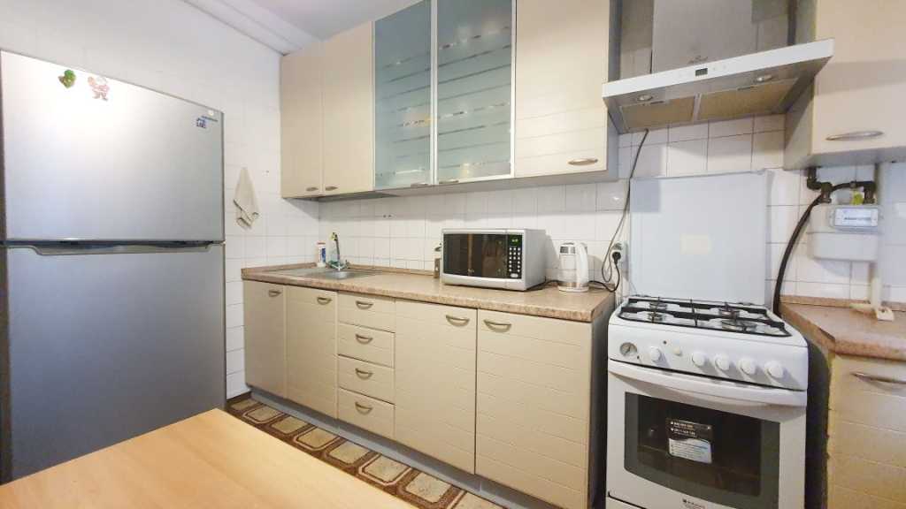 Продаж 3-кімнатної квартири 91 м², Суворова вул., 19а