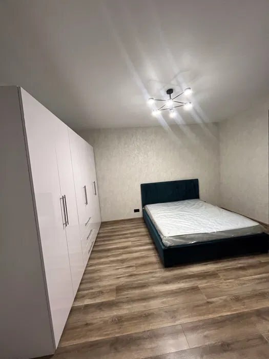 Продажа 1-комнатной квартиры 43 м², Лесогриневецкая ул., 30/1