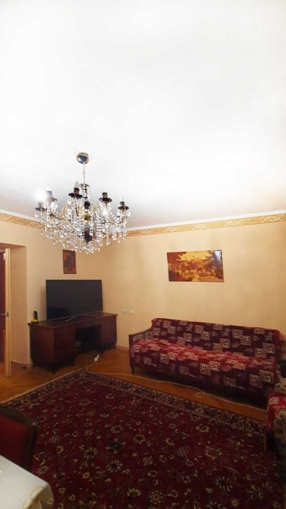 Продаж 3-кімнатної квартири 91 м², Суворова вул., 19а