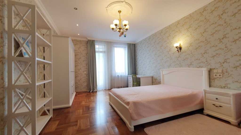 Оренда 3-кімнатної квартири 120 м², Львівська вул., 22