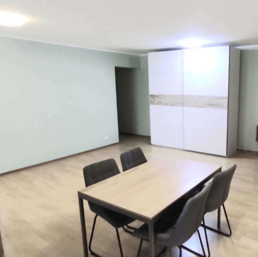 Продажа 2-комнатной квартиры 78 м², Героев Сталинграда просп., 14