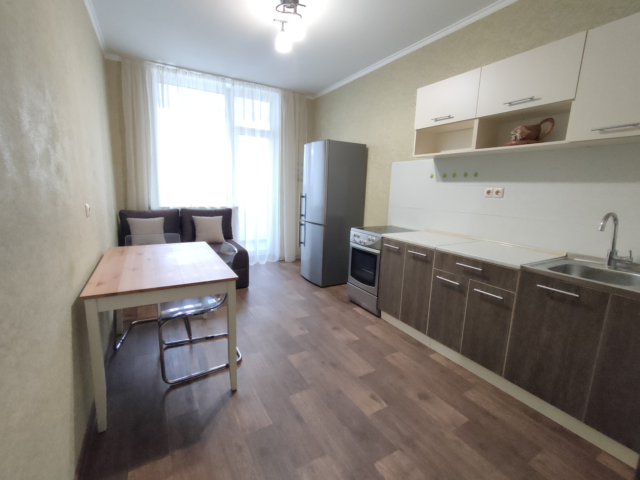 Оренда 1-кімнатної квартири 52 м², Драгоманова вул., 2