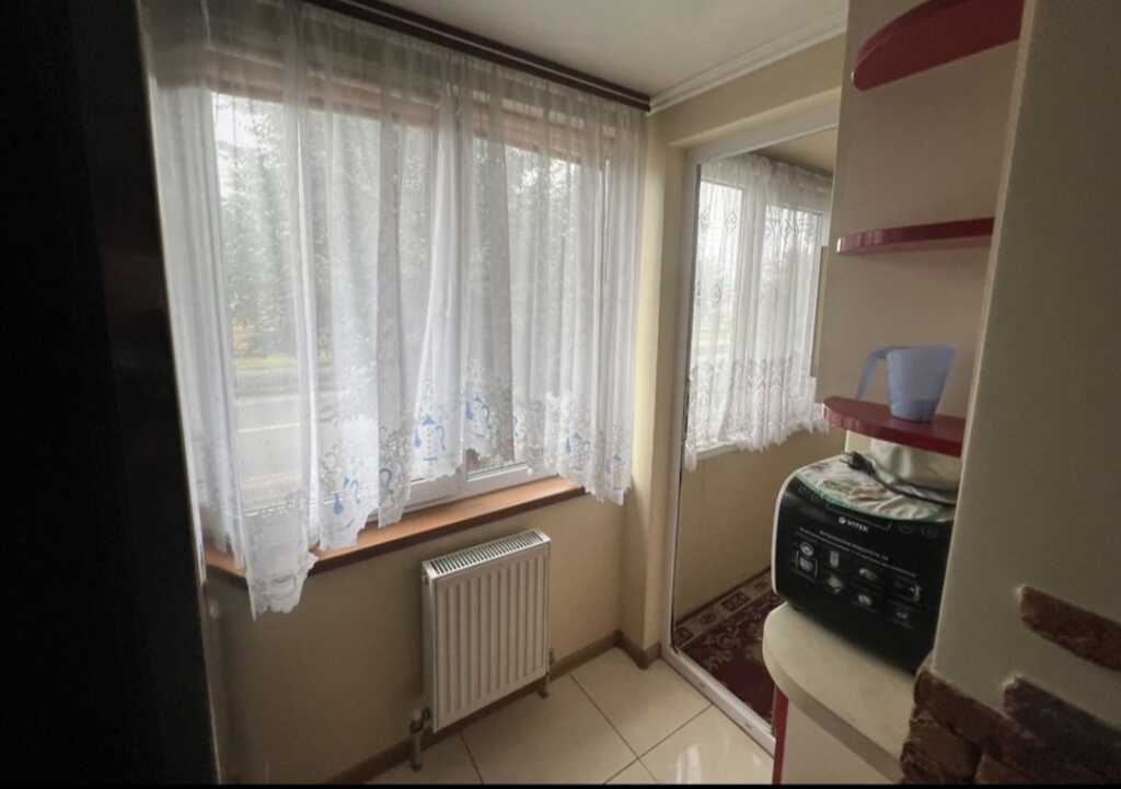 Продаж 3-кімнатної квартири 53.4 м², Чорновола вул.