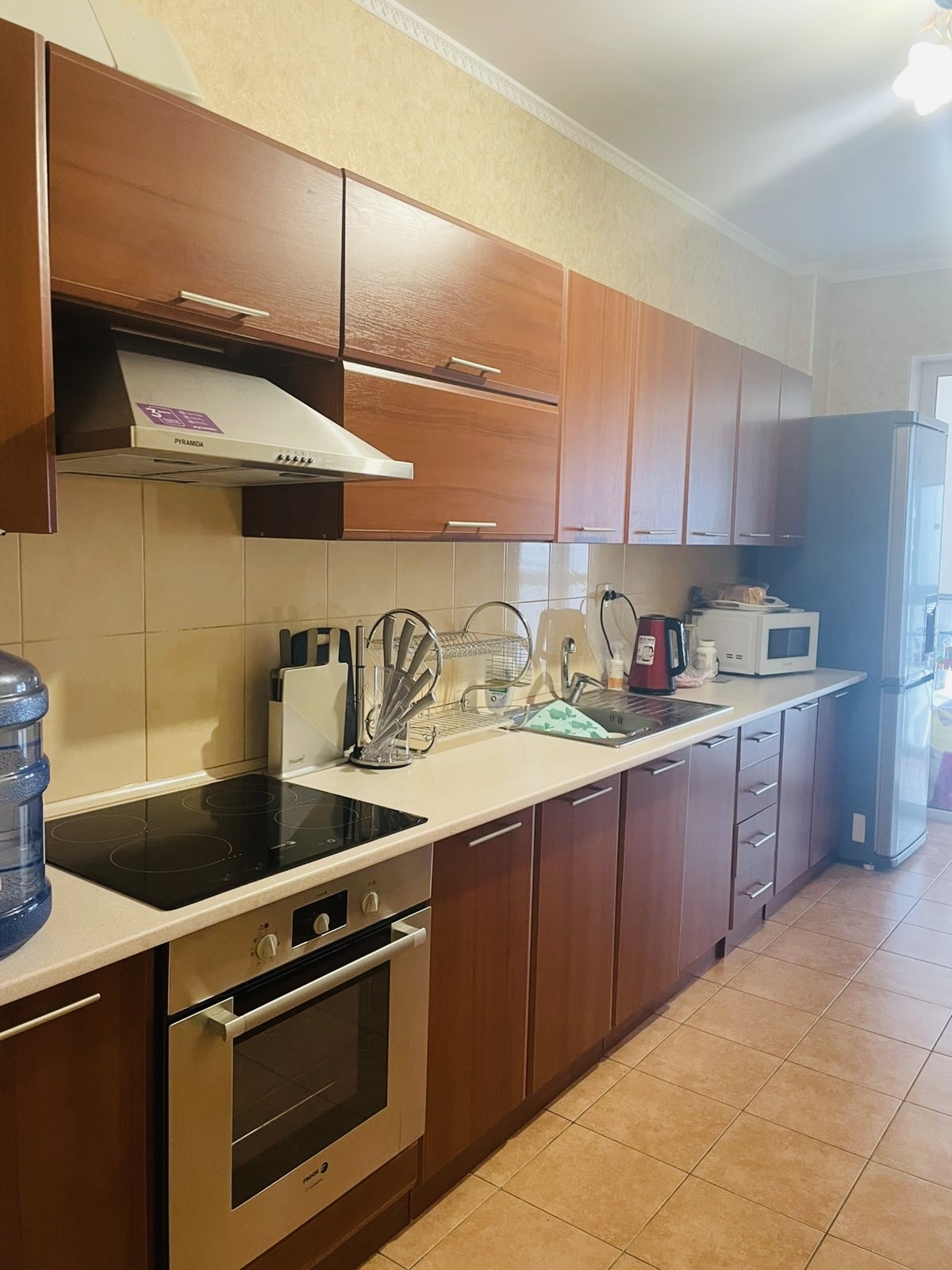 Оренда 1-кімнатної квартири 50 м², Симона Петлюри вул., 20