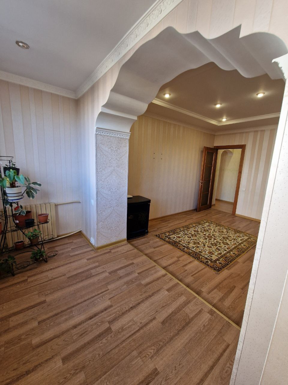 Продаж 3-кімнатної квартири 76 м², Дарницька вул., 9