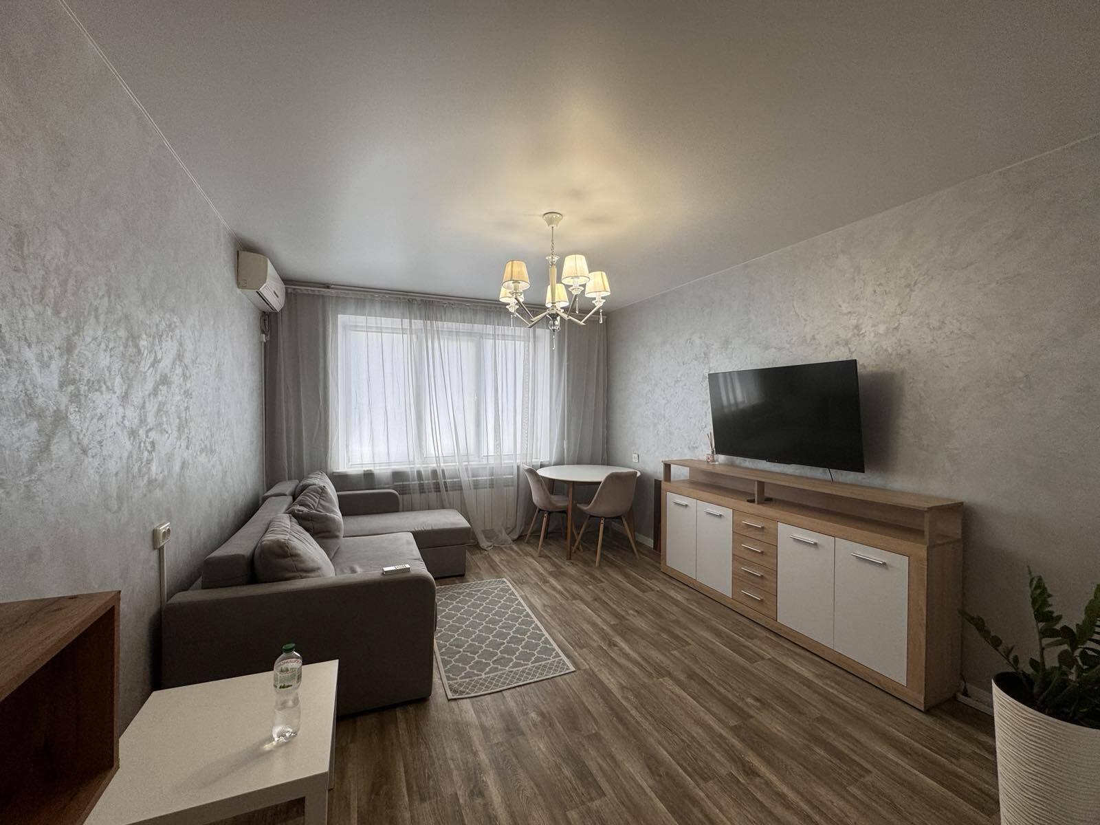 Продаж 3-кімнатної квартири 64.4 м², Березинська вул., 28