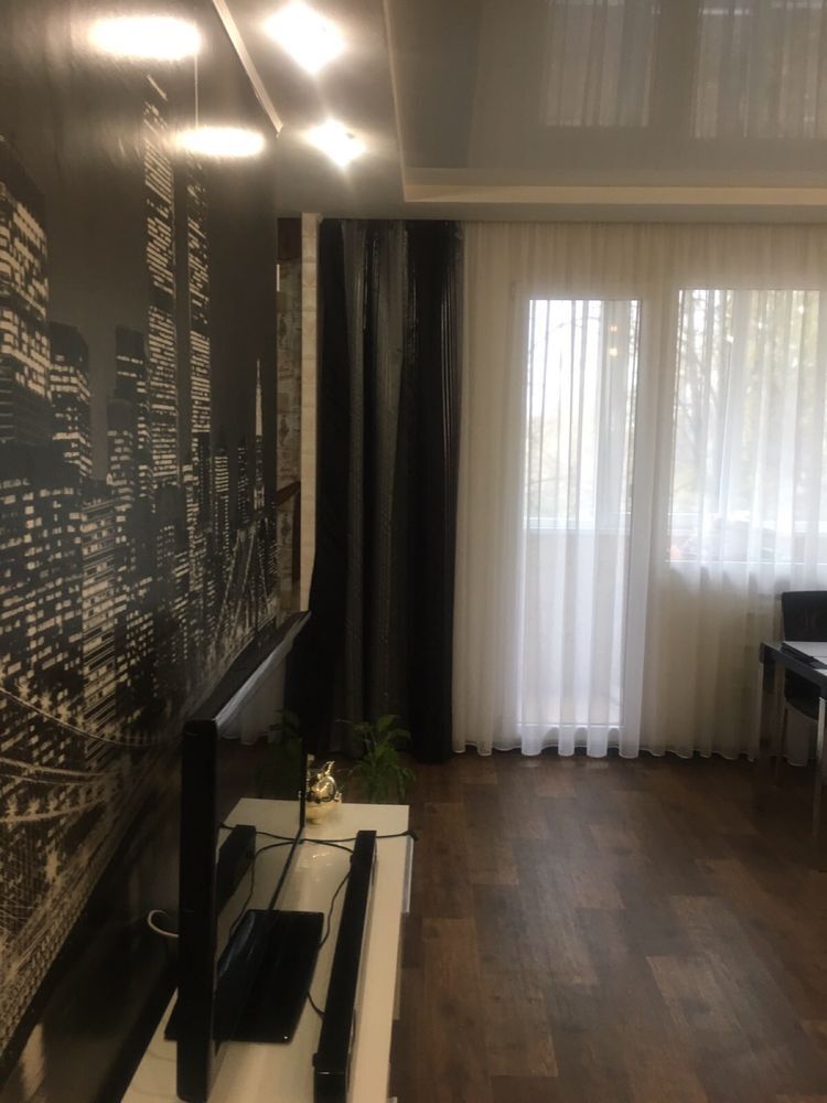 Продажа 1-комнатной квартиры 37 м²