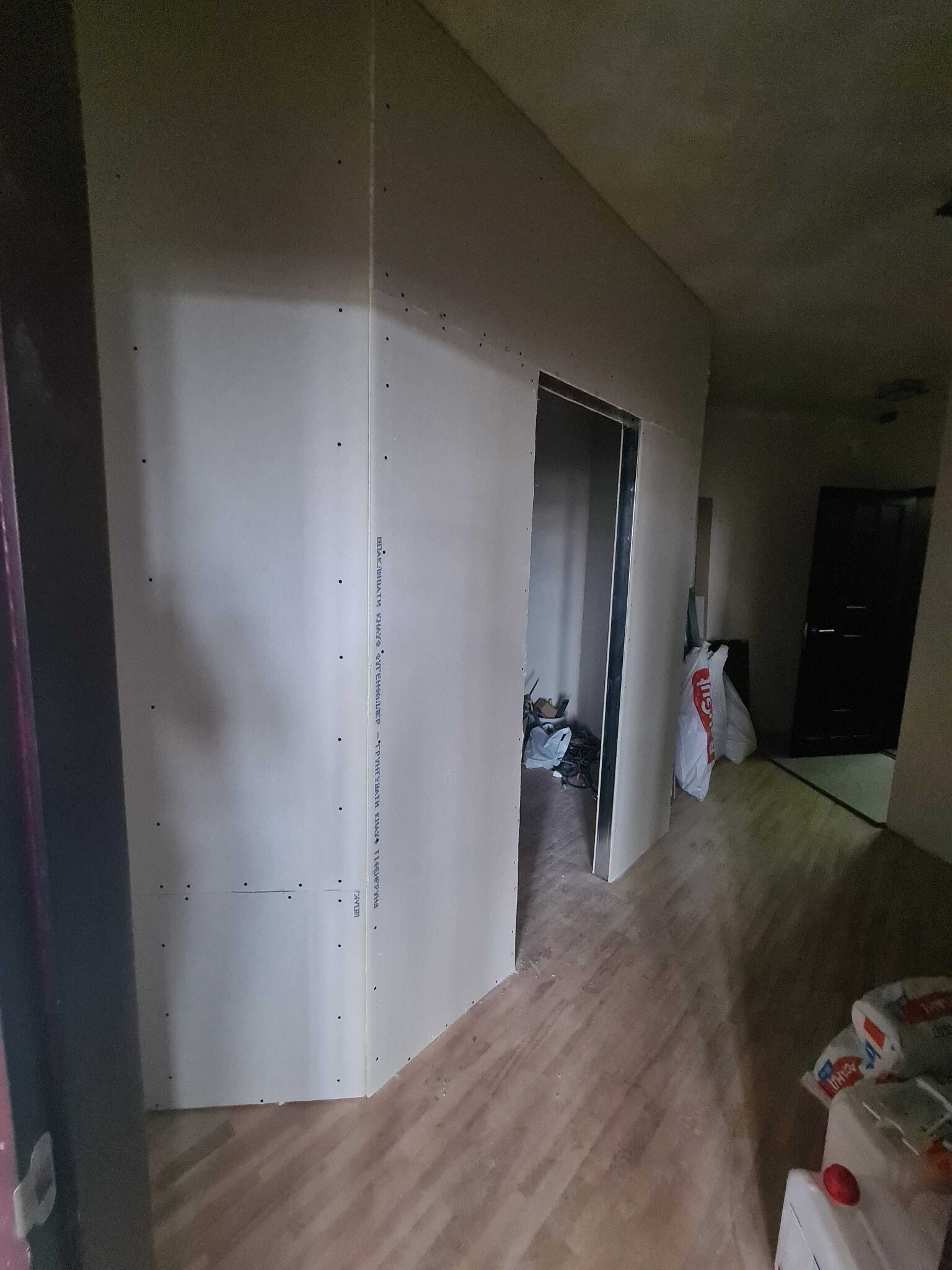 Продажа 3-комнатной квартиры 107 м²