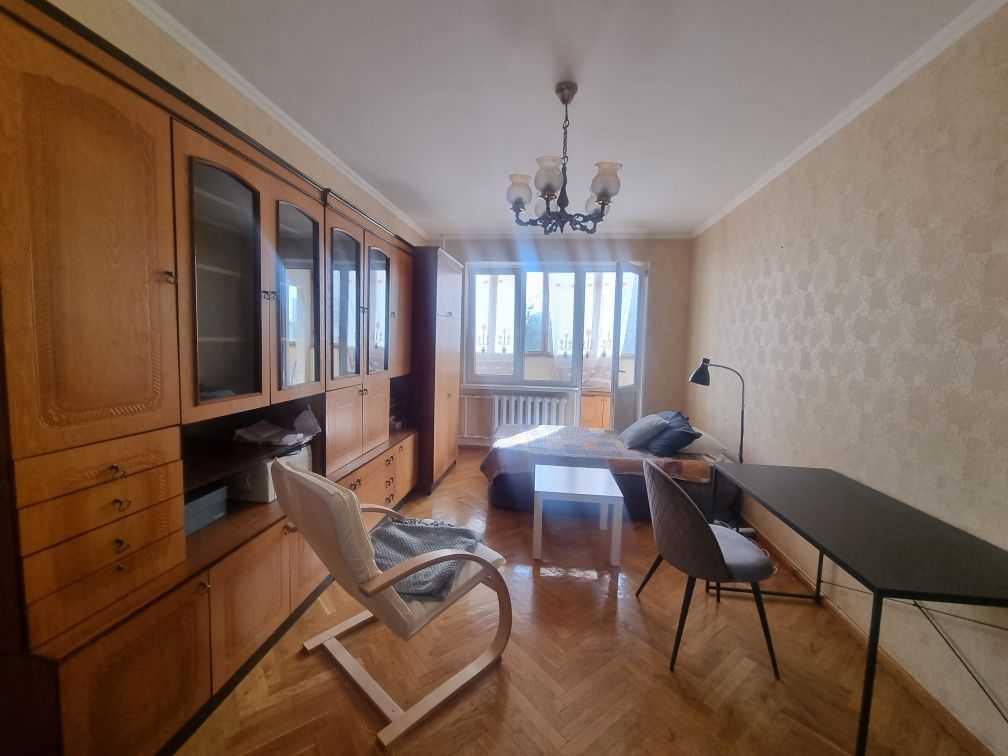 Продажа 2-комнатной квартиры 61 м², Панаса Мирного ул., 11