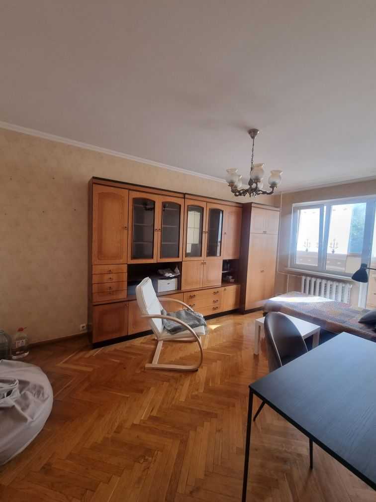 Продажа 2-комнатной квартиры 61 м², Панаса Мирного ул., 11