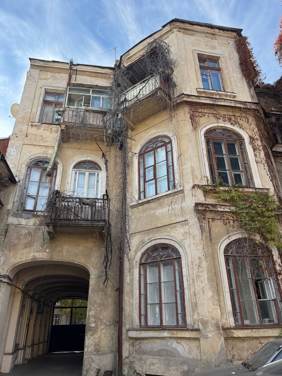Продажа отдельно стоящего здания 1337 м², Героев обороны Одессы ул., Ніжинска 13