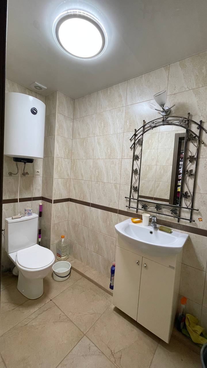 Продаж приміщення вільного призначення 84 м², Данила Галицького вул., 16