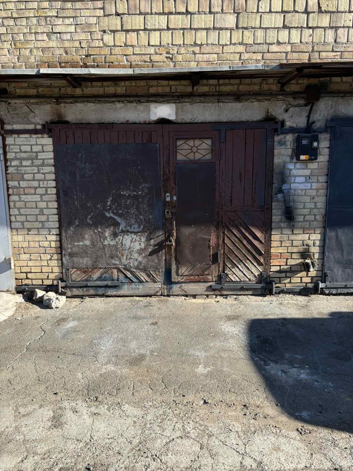 Продаж гаража 33 м², Академіка Ромоданова вул., 19А