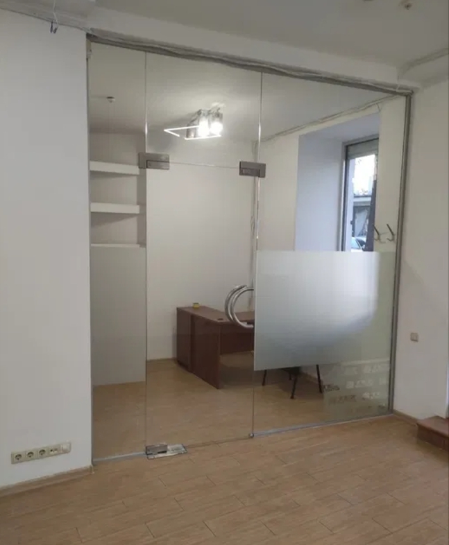 Оренда торговельного приміщення 50 м², Преображенська вул.