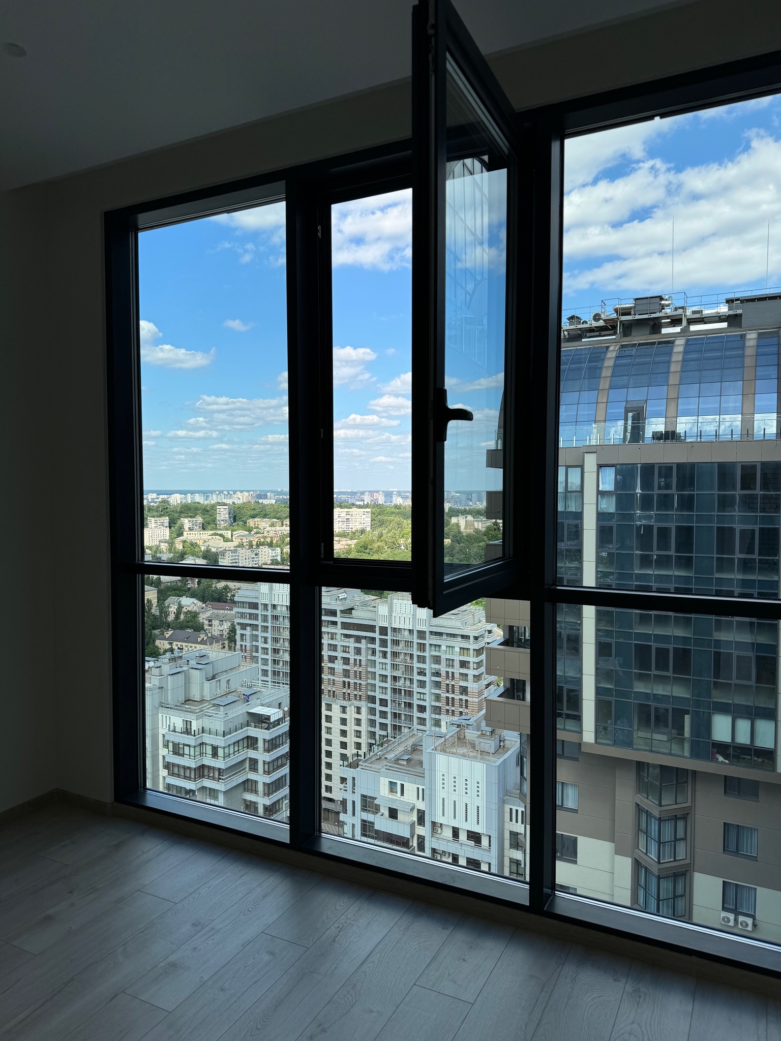 Продажа 2-комнатной квартиры 73 м², Верхогляда, 14-А