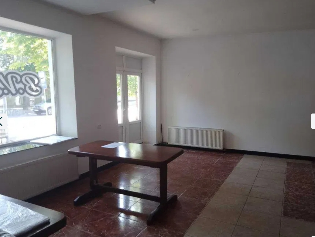 Оренда приміщення вільного призначення 160 м², Разумовская вул.