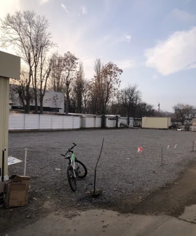 Оренда автосервісу 900 м², Космонавтов вул.