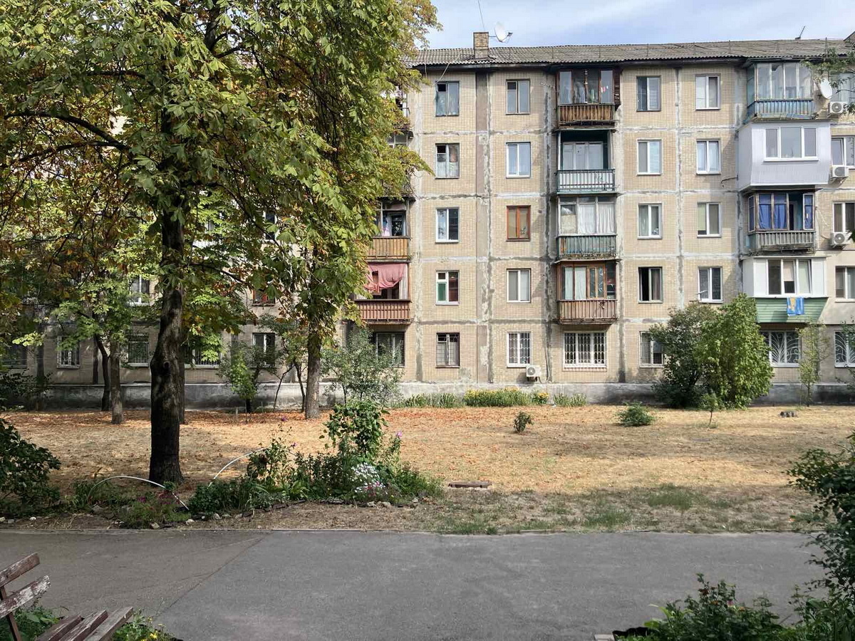 Продажа 3-комнатной квартиры 55 м², Красноткацкая ул., 24А