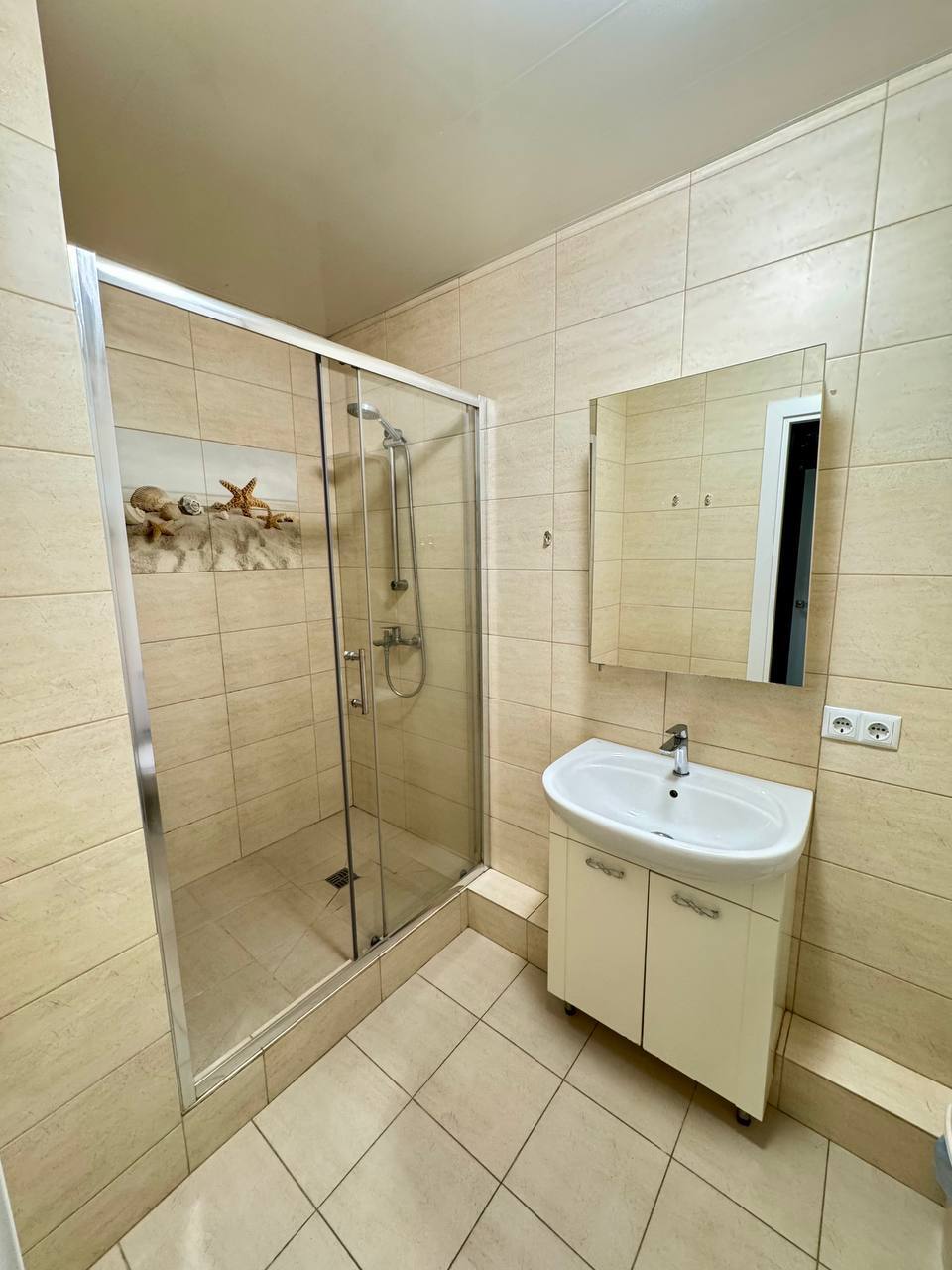 Продаж 1-кімнатної квартири 40 м², Тополь 1 вул., 24