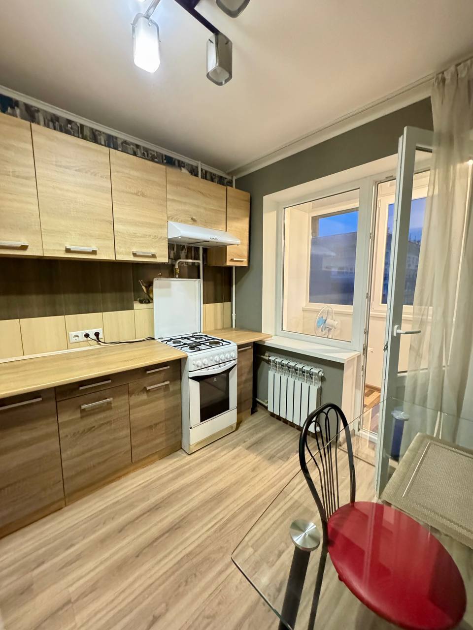 Продаж 1-кімнатної квартири 40 м², Тополь 1 вул., 24