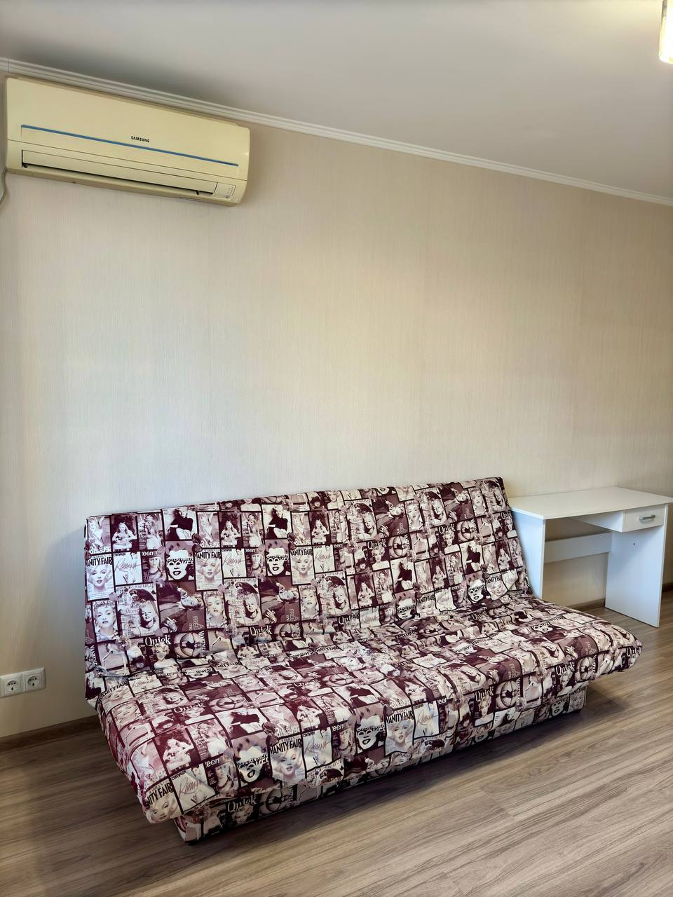 Продаж 1-кімнатної квартири 40 м², Тополь 1 вул., 24