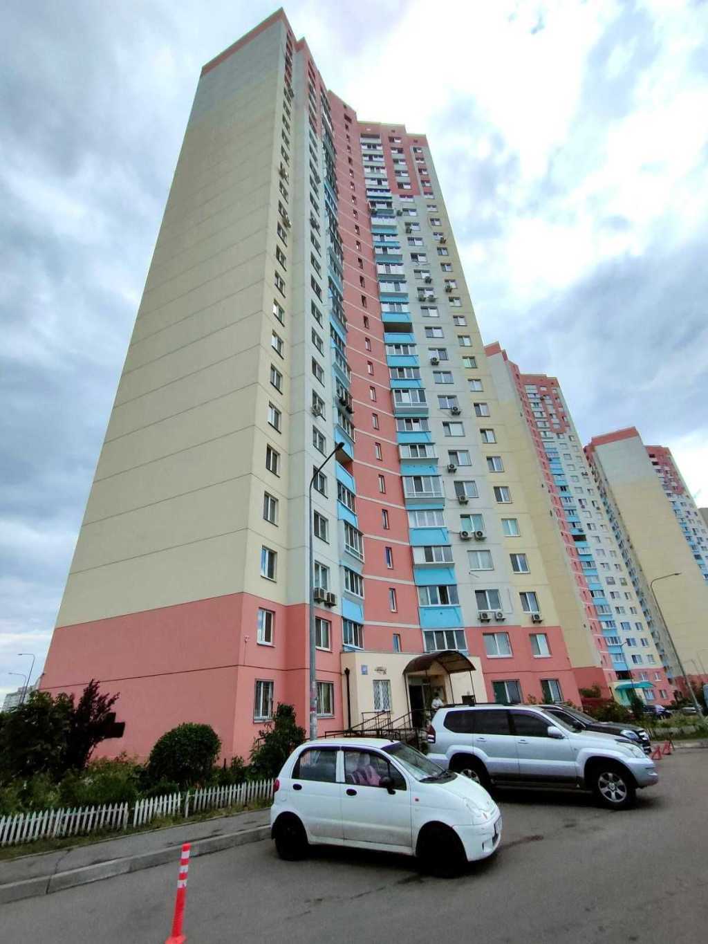 Продажа 1-комнатной квартиры 40 м², Милославская ул., 2