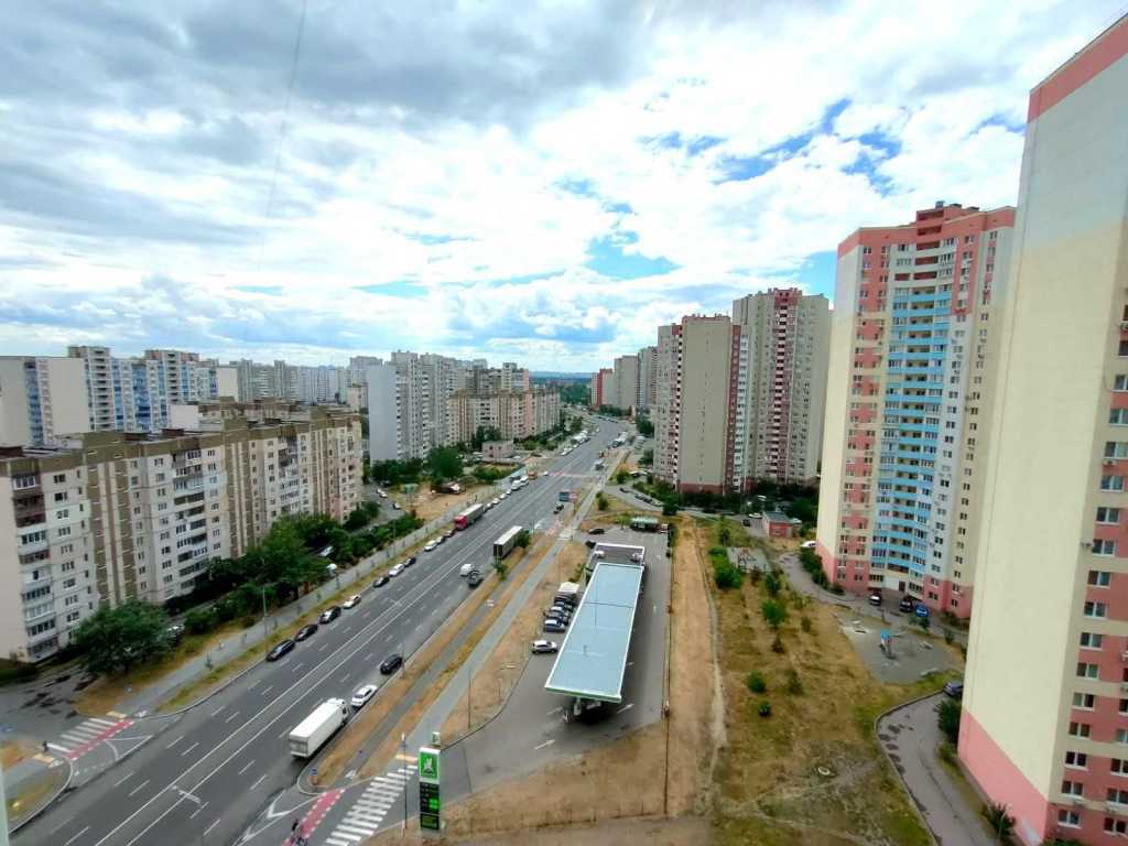 Продажа 1-комнатной квартиры 40 м², Милославская ул., 2