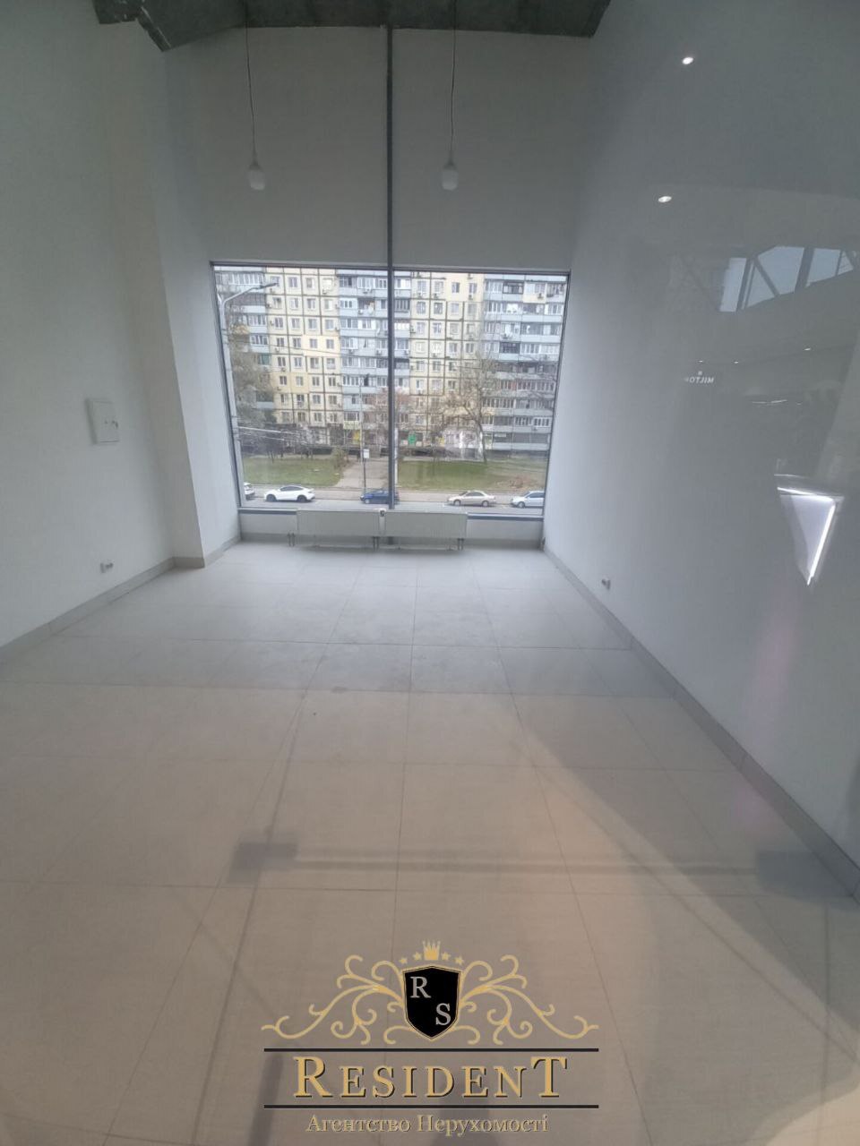 Оренда комерції 63 м², Героїв просп., 5