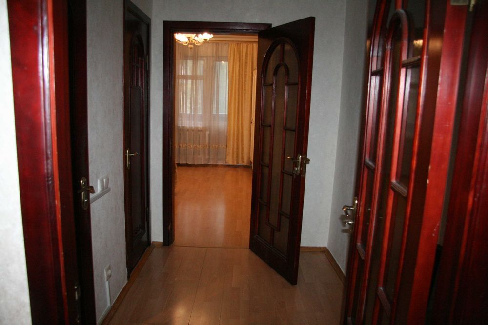 Аренда 3-комнатной квартиры 68 м², Виктора Ярмолы ул., 4