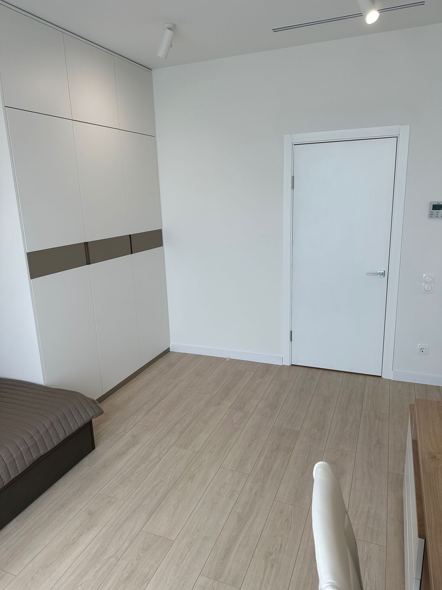 Продаж 2-кімнатної квартири 100 м², Січеславська Набережна вул., 49