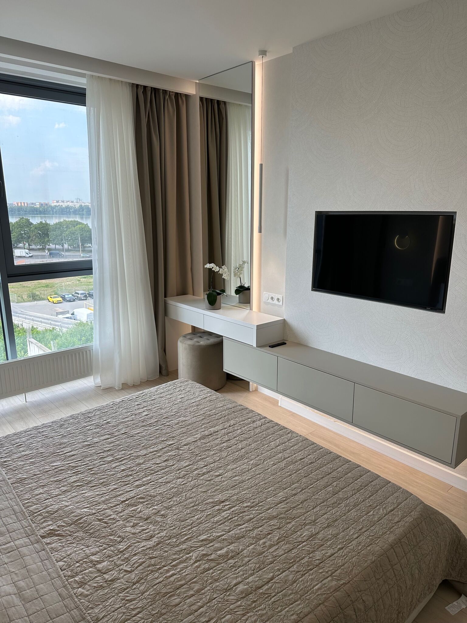 Продаж 2-кімнатної квартири 100 м², Січеславська Набережна вул., 49