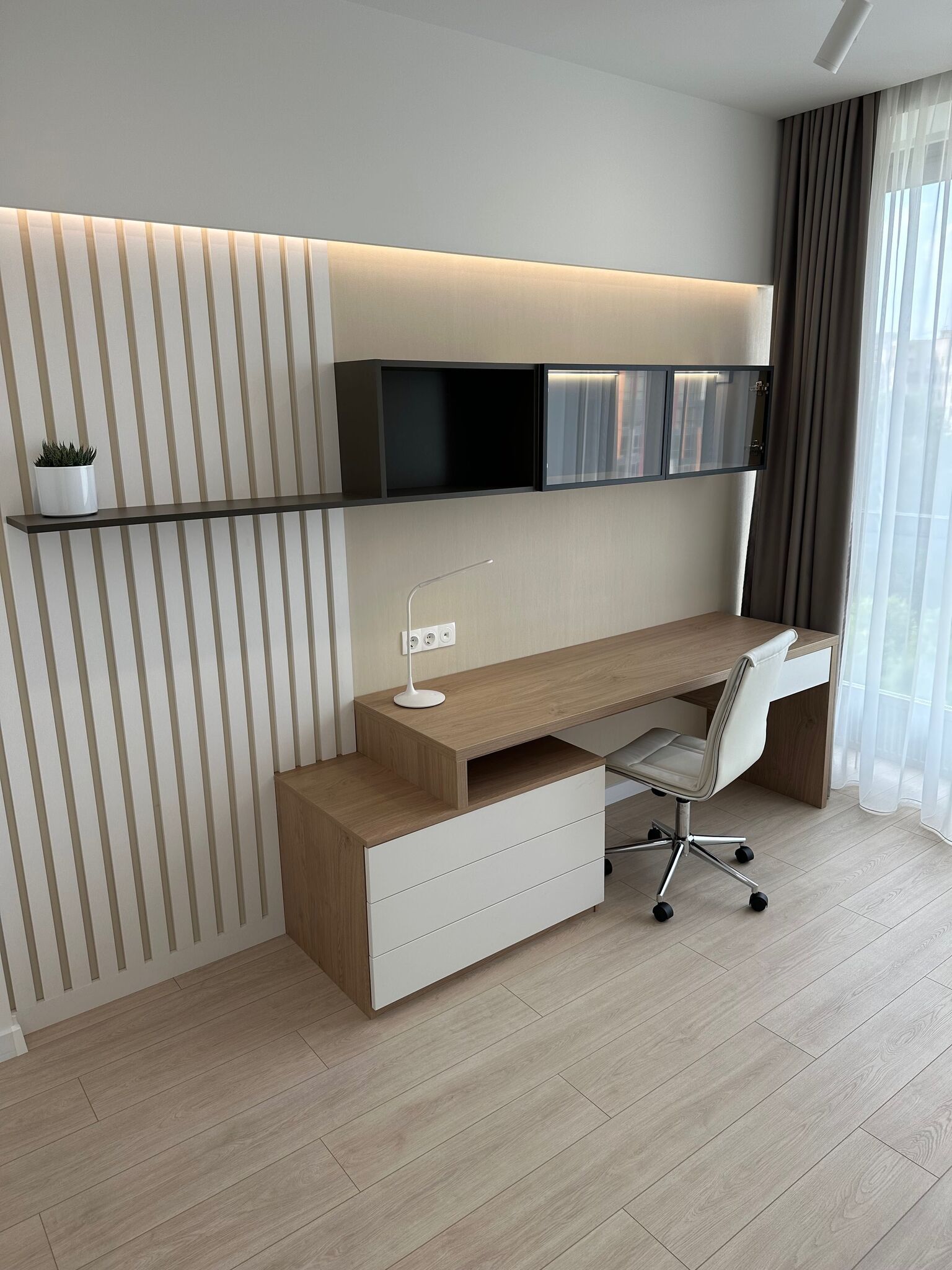 Продаж 2-кімнатної квартири 100 м², Січеславська Набережна вул., 49
