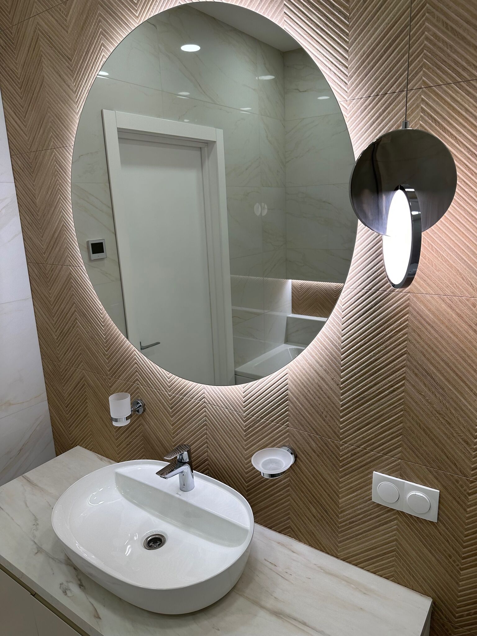 Продаж 2-кімнатної квартири 100 м², Січеславська Набережна вул., 49