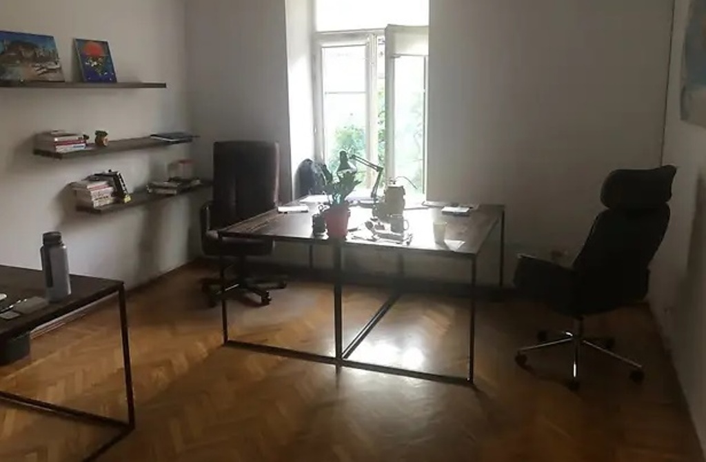 Продажа офиса 470 м², Дмитрия Яворницкого просп., 67