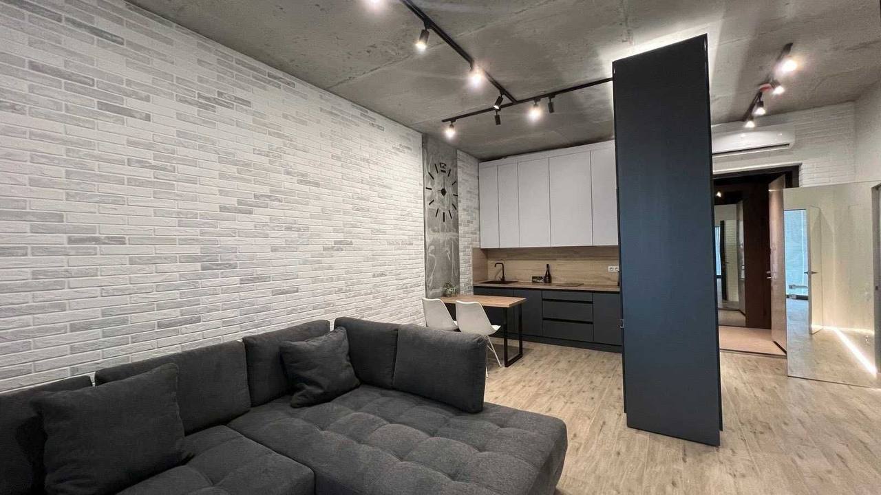 Оренда 2-кімнатної квартири 52 м², Короленка пров., вул 2к