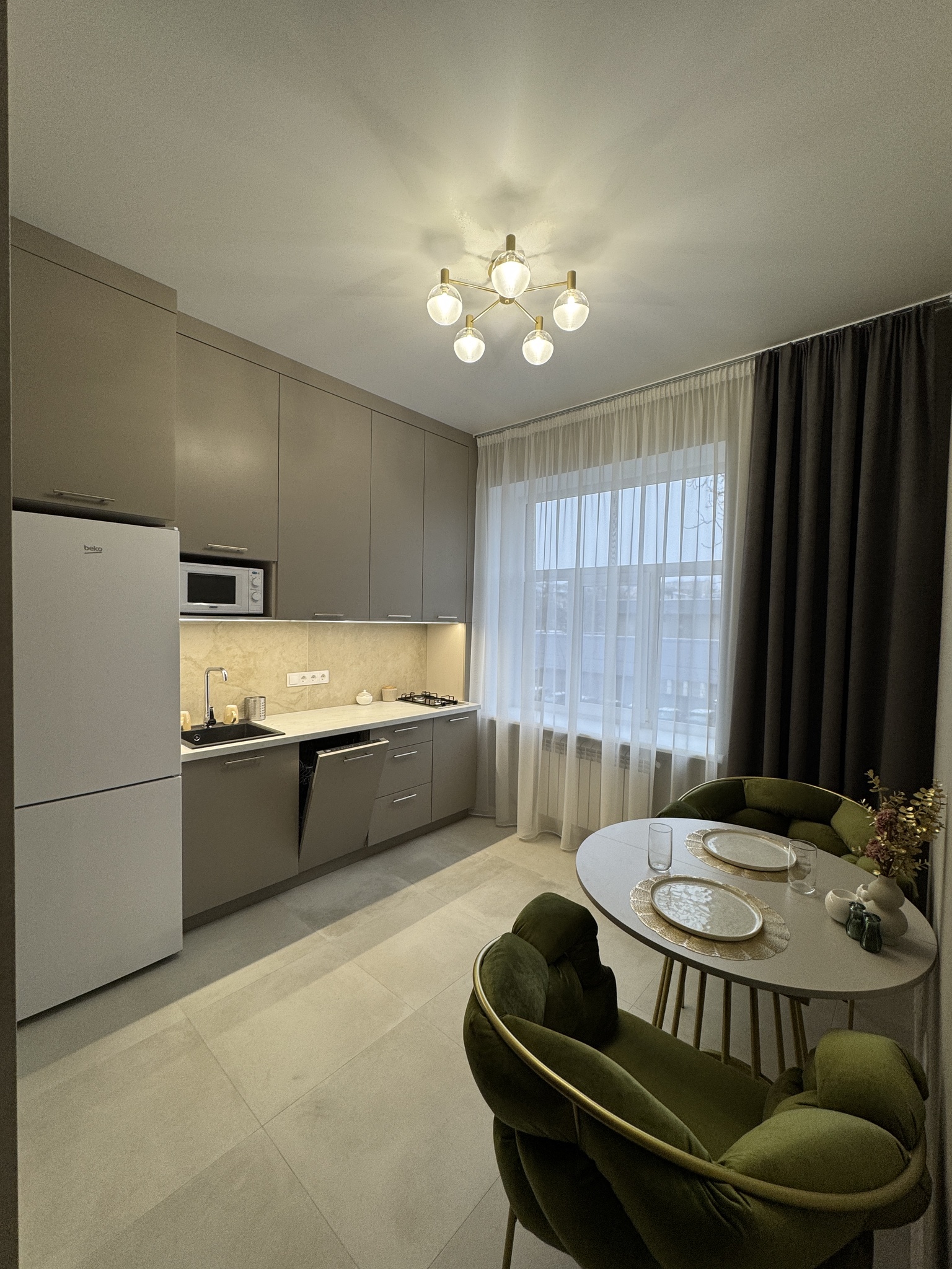 Оренда 1-кімнатної квартири 40 м², Дружби Народів бул., 21