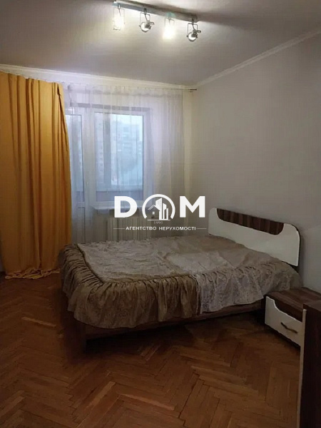 Продажа 3-комнатной квартиры 70 м², Зои Гайдай ул., 2