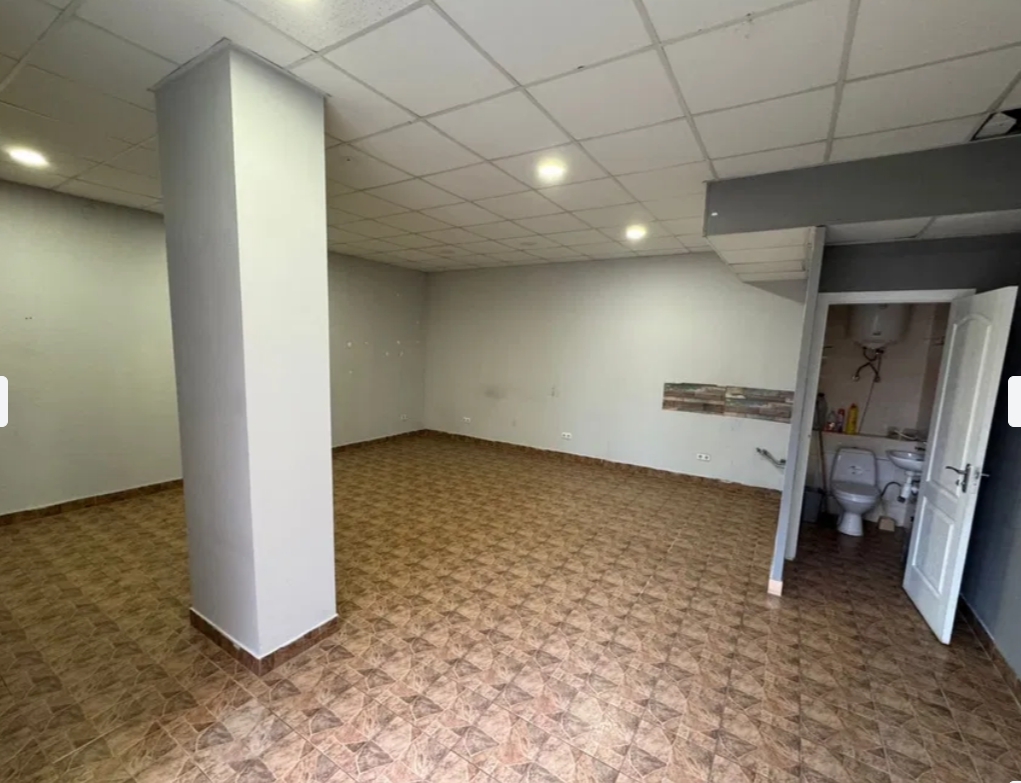 Оренда приміщення вільного призначення 48 м², Массив Радужный вул.