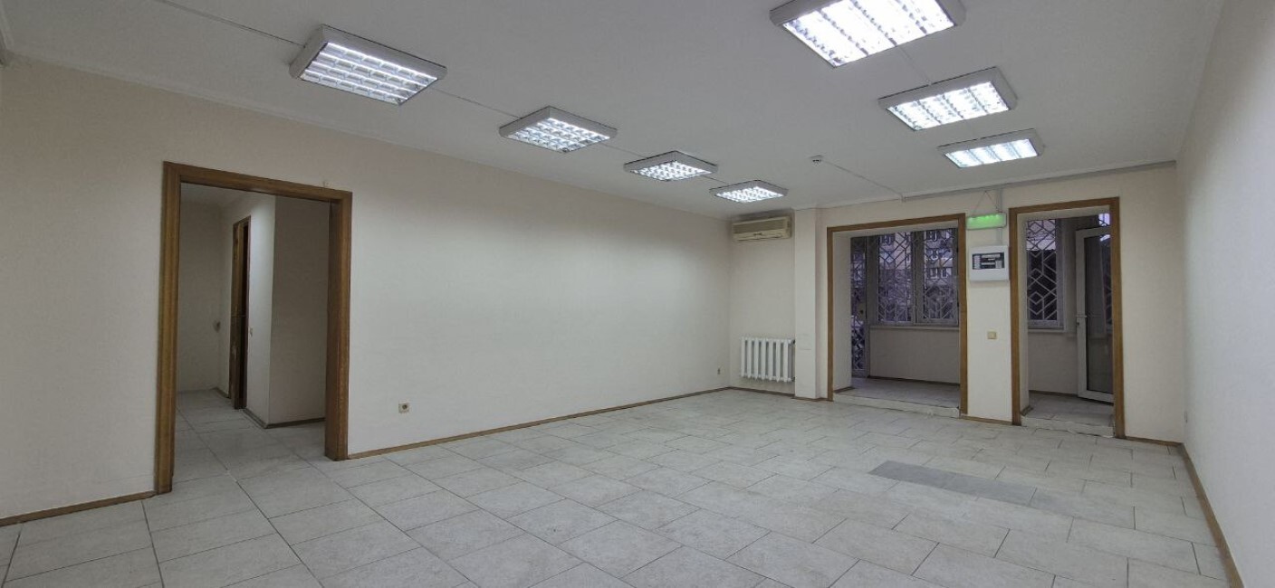 Аренда помещения свободного назначения 96.3 м², Декабристов ул., 12/37