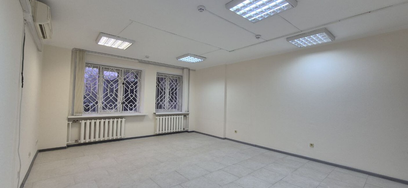 Аренда помещения свободного назначения 96.3 м², Декабристов ул., 12/37
