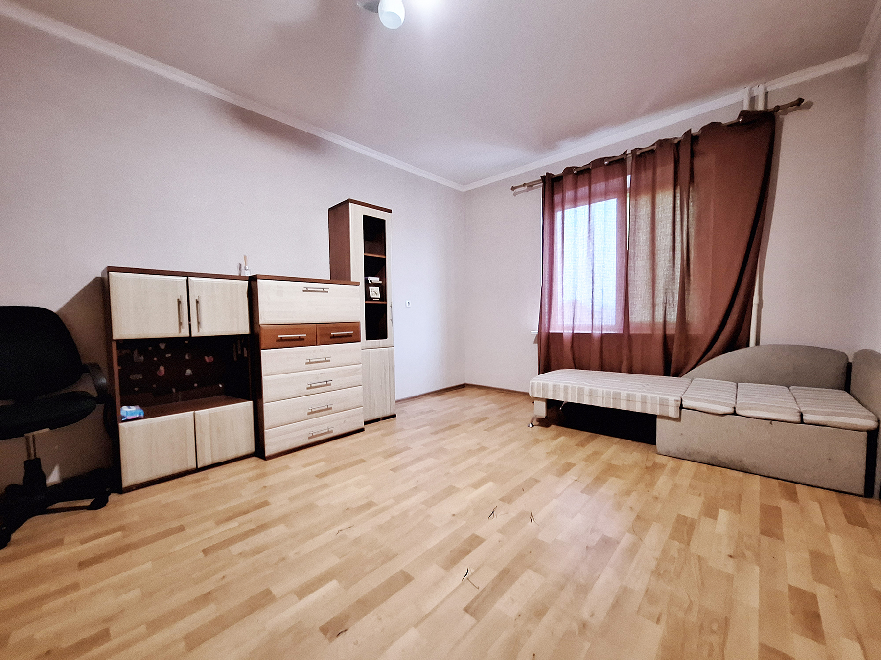 Оренда 2-кімнатної квартири 72 м², Олени Пчілки вул., 4