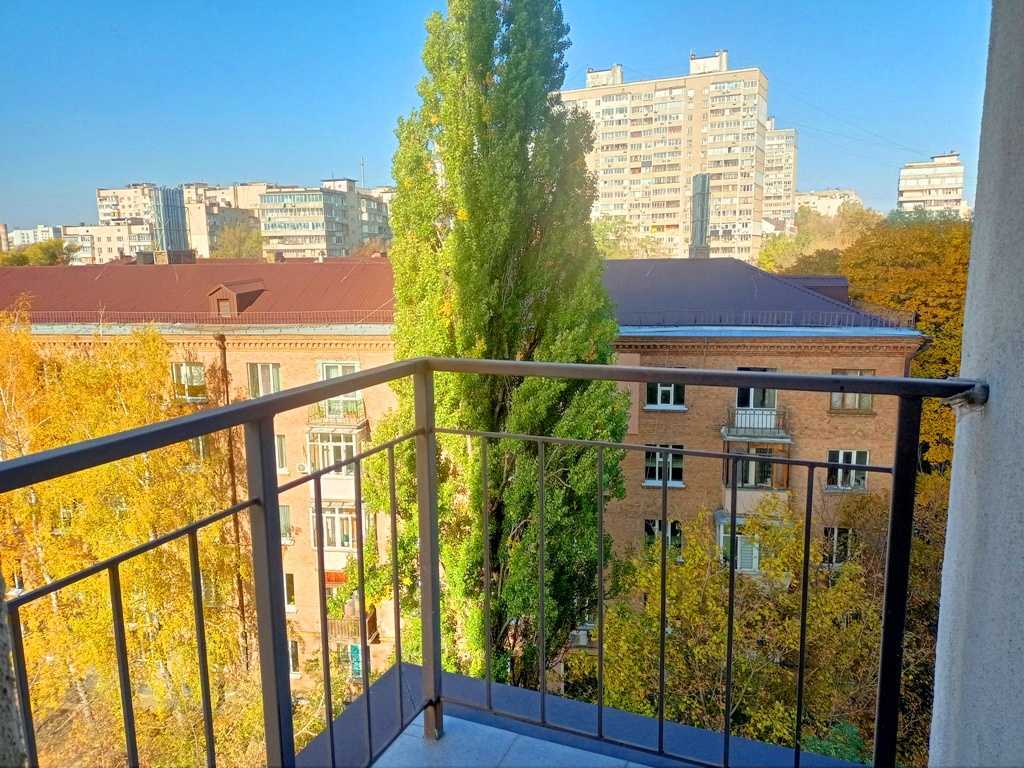 Продаж 3-кімнатної квартири 87.5 м², Глибочицька вул., 13