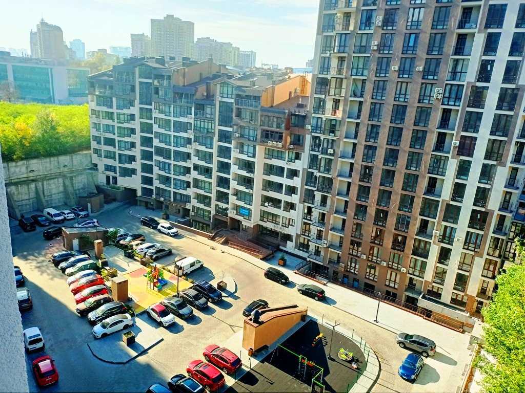 Продаж 3-кімнатної квартири 87.5 м², Глибочицька вул., 13