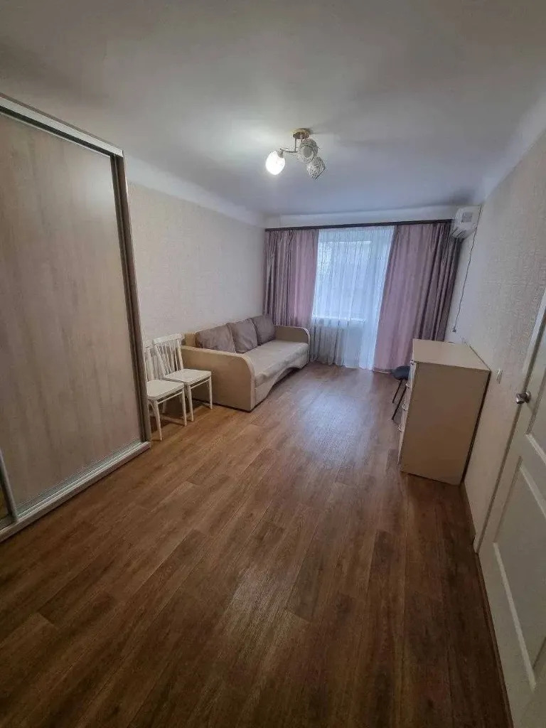 Аренда 3-комнатной квартиры 44 м², Сечевых Стрельцов ул., 89