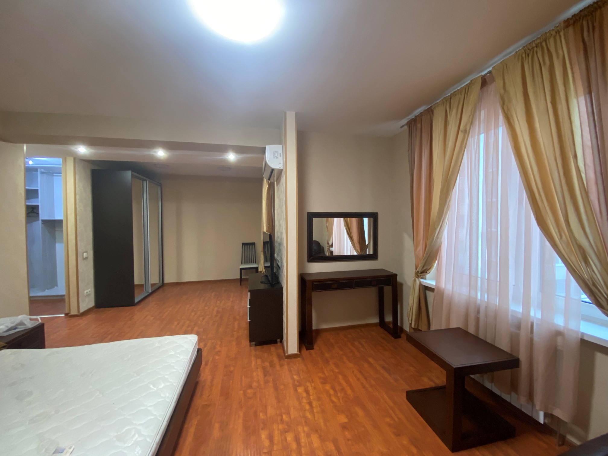 Аренда 5-комнатной квартиры 258 м², Просвещения ул., 14А