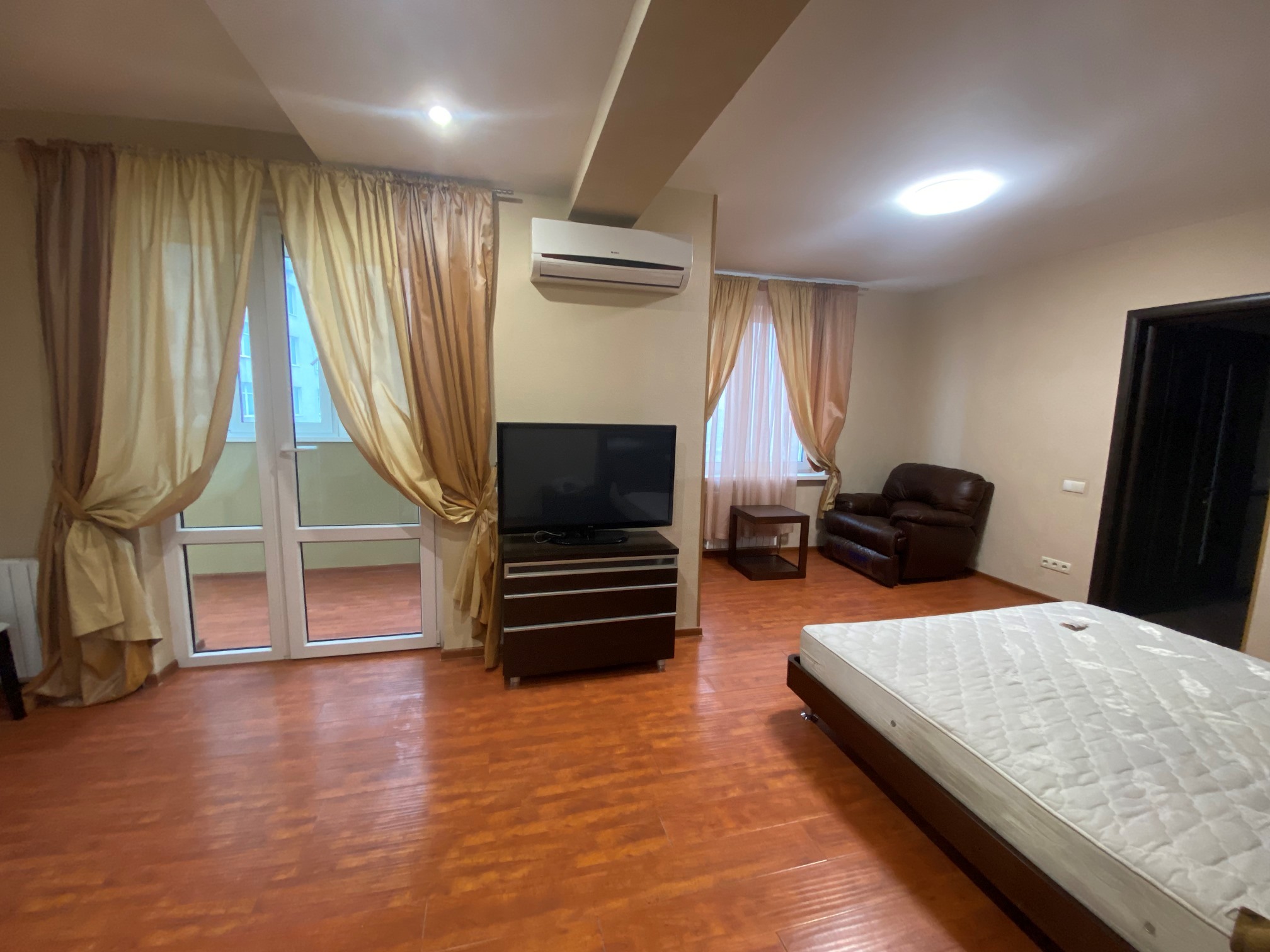 Аренда 5-комнатной квартиры 258 м², Просвещения ул., 14А