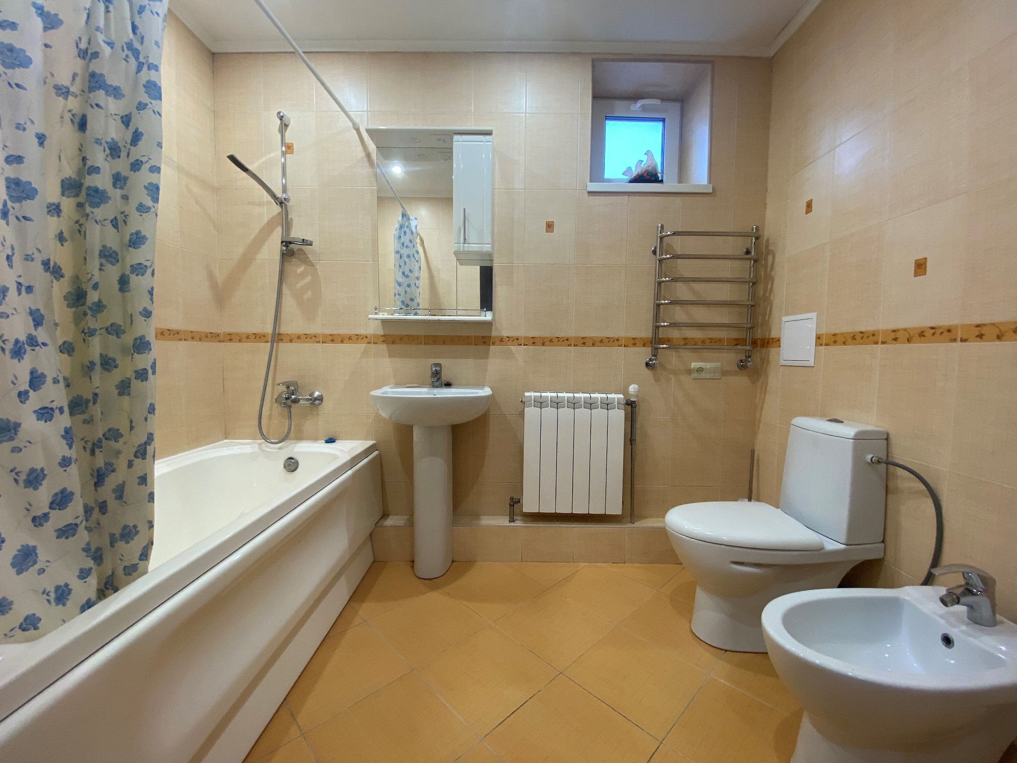 Аренда 5-комнатной квартиры 258 м², Просвещения ул., 14А