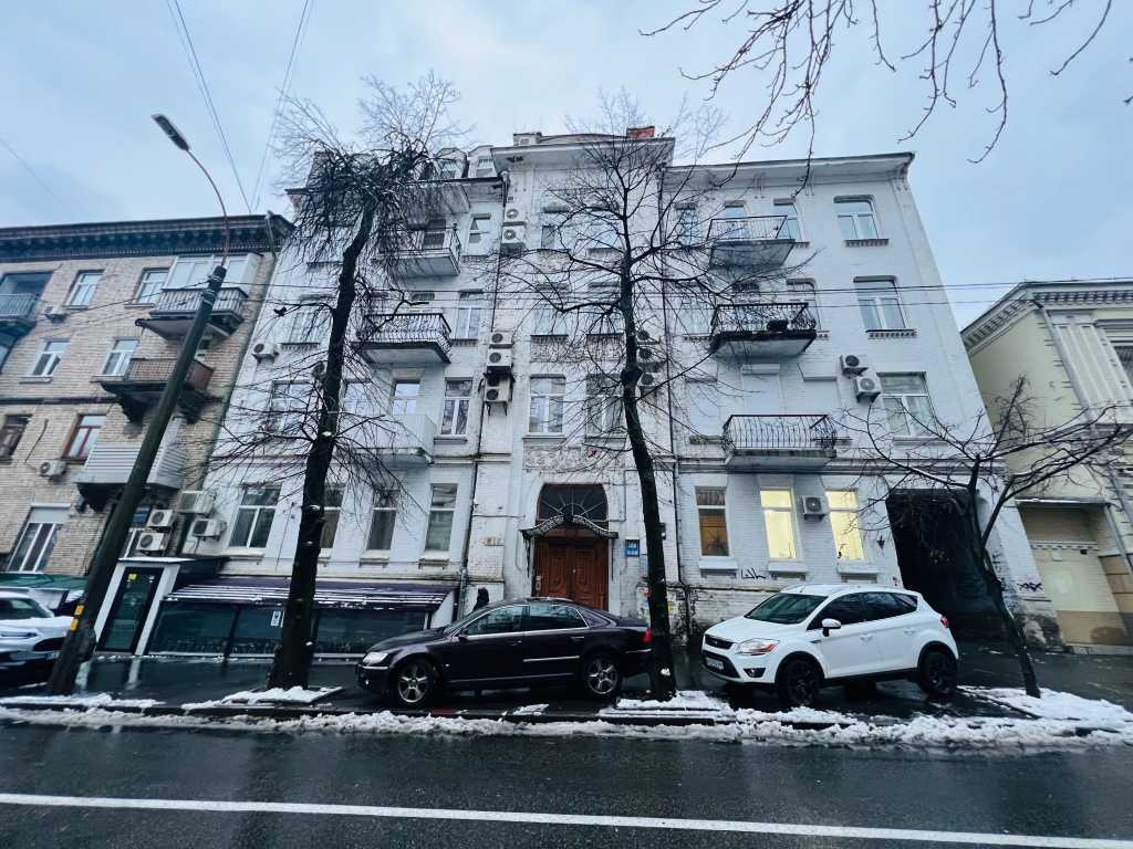 Продаж 4-кімнатної квартири 173.2 м², Обсерваторна вул., 17