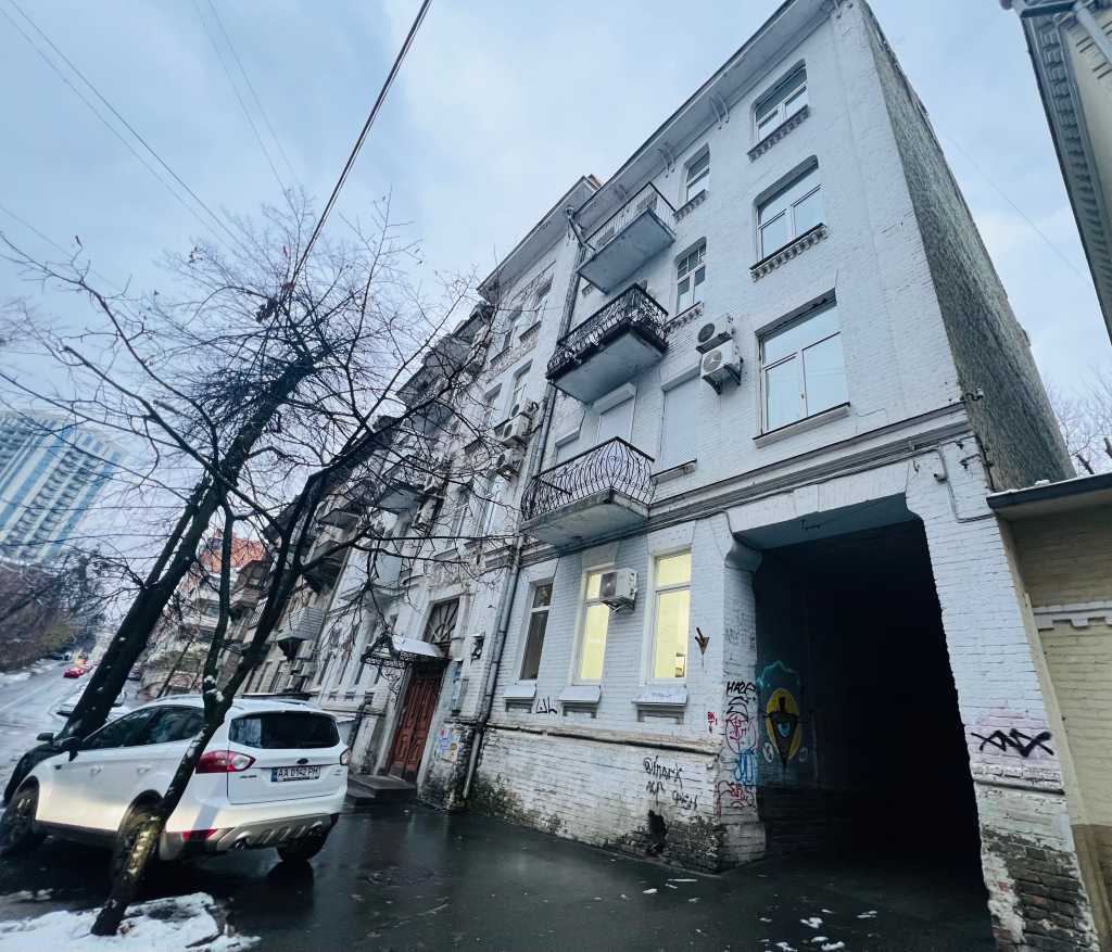 Продаж 4-кімнатної квартири 173.2 м², Обсерваторна вул., 17